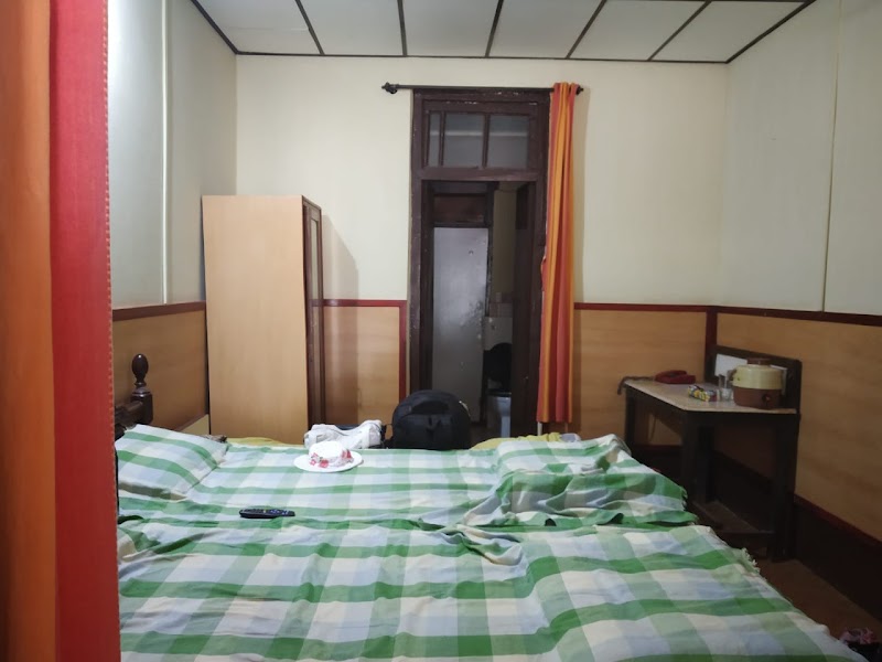 Lords Central Hotel - Lords Central Hotel MG Rd, Matheran, Maharashtra 410102, India