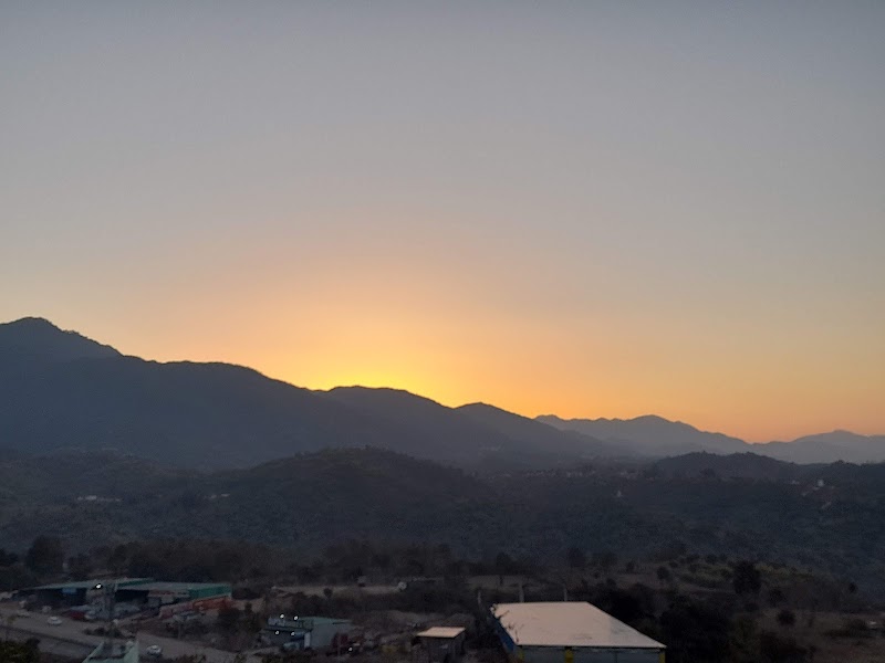 Sunrise and Sunset Point of Pinjore - Sunrise and Sunset Point of Pinjore RW6M+RJ4, Bitna, Haryana 134102, India