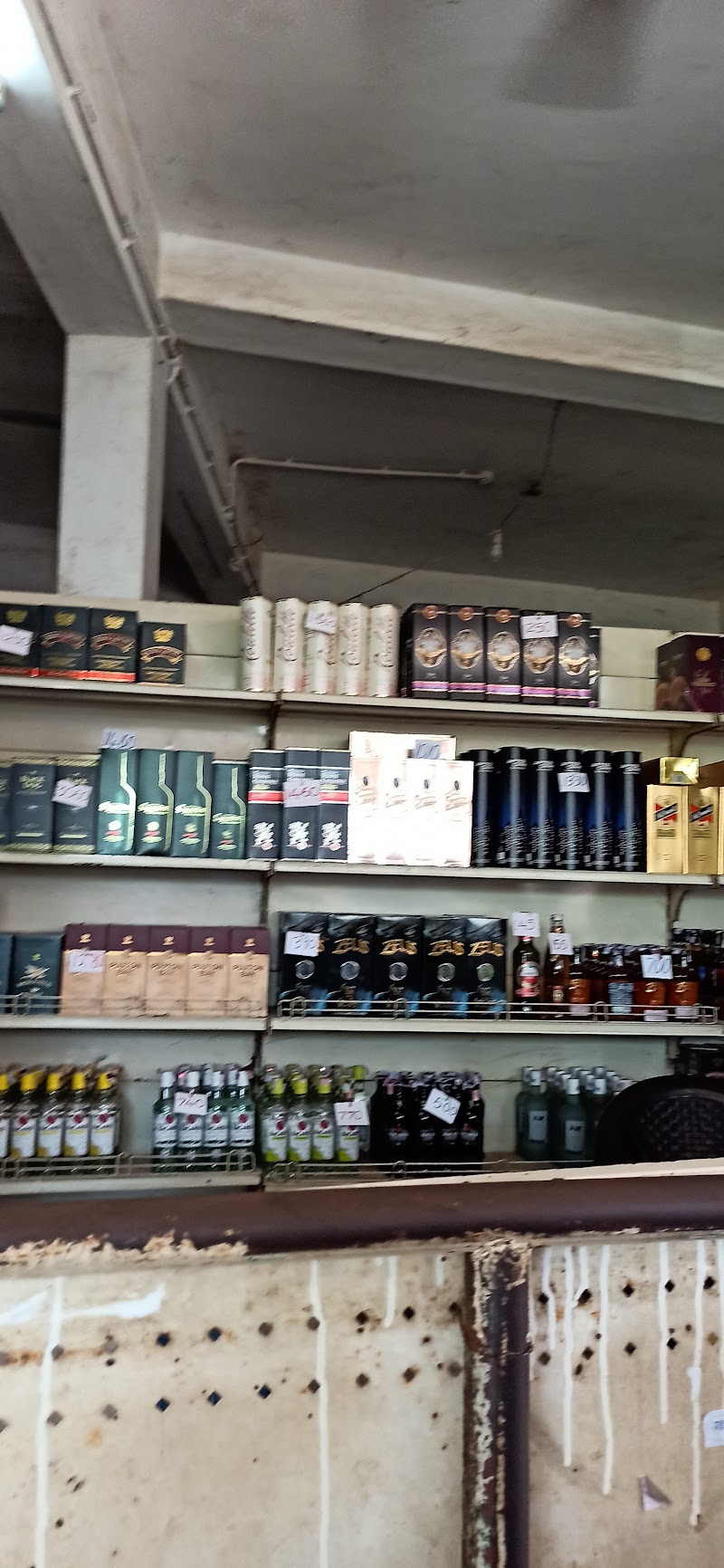 Consumerfed Foreign Liquor Shop - Consumerfed Foreign Liquor Shop, MH94+H24, SH 1, Ettumanoor, Kerala 686631, India