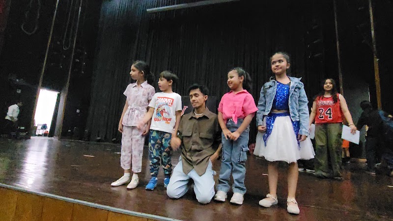 The Backyard Groovers Dance - Professional Dance | Hip Hop | Bollywood & Bhangra Dance Classes | Wedding Choreography Gurgaon - The Backyard Groovers Dance - Professional Dance | Hip Hop | Bollywood & Bhangra Dance Classes | Wedding Choreography Gurgaon DPSG, First Floor, 951, Block I, Sector 1, Palam Vihar, Gurugram, Haryana 122017, India