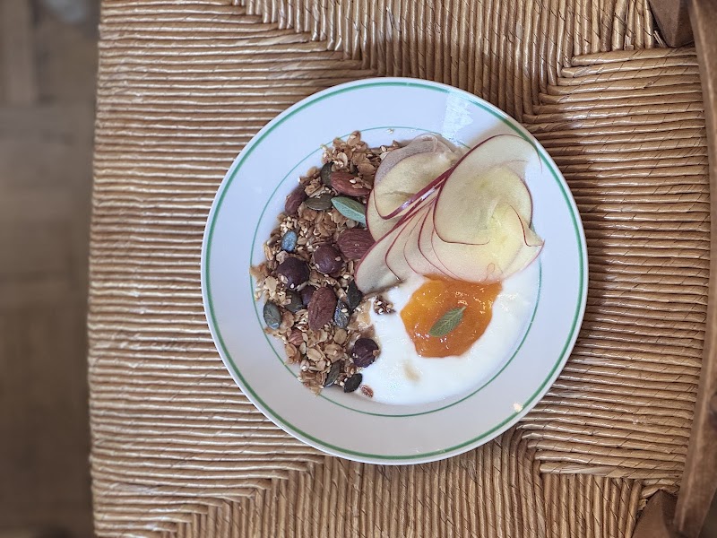 mèmè & brunch - mèmè & brunch Slavíkova 1627/9, 120 00 Praha 2-Vinohrady, Czechia