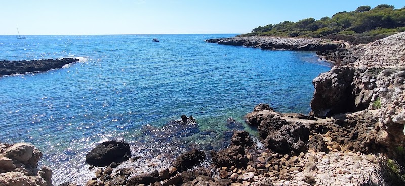 Petit port la Valette Cap d'Antibes - Petit port la Valette Cap d'Antibes, Plage des Ondes, 957 Bd Maréchal Juin, 06160 Antibes, France