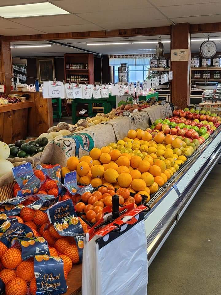 Bolton Orchards - Bolton Orchards, 125 Still River Rd, Bolton, MA 01740, USA