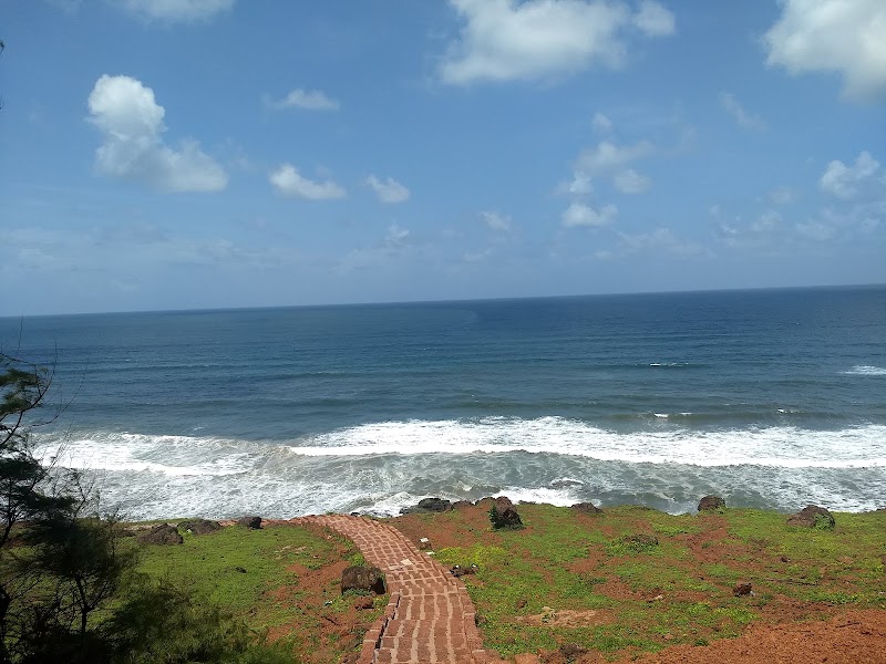 Bhandarpule Sea view point - Bhandarpule Sea view point 47J9+9W9, Ratnagiri-Ganpati Pule Hwy, Ganpatipule, Bhandarpule, Maharashtra 415615, India