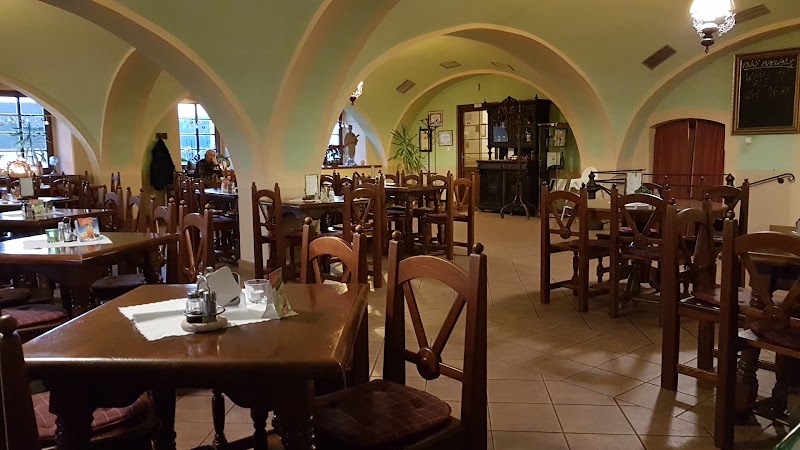 Hospoda Na Spilce - tankové pivo - Hospoda Na Spilce - tankové pivo U Prazdroje 64/7, 301 00 Plzeň-Plzeň 3, Czechia