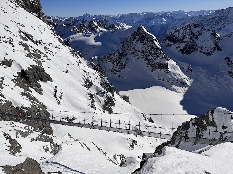Titlis Glacier Cave - Titlis Glacier Cave, Gerschnistrasse 12, 6390 Engelberg, Switzerland