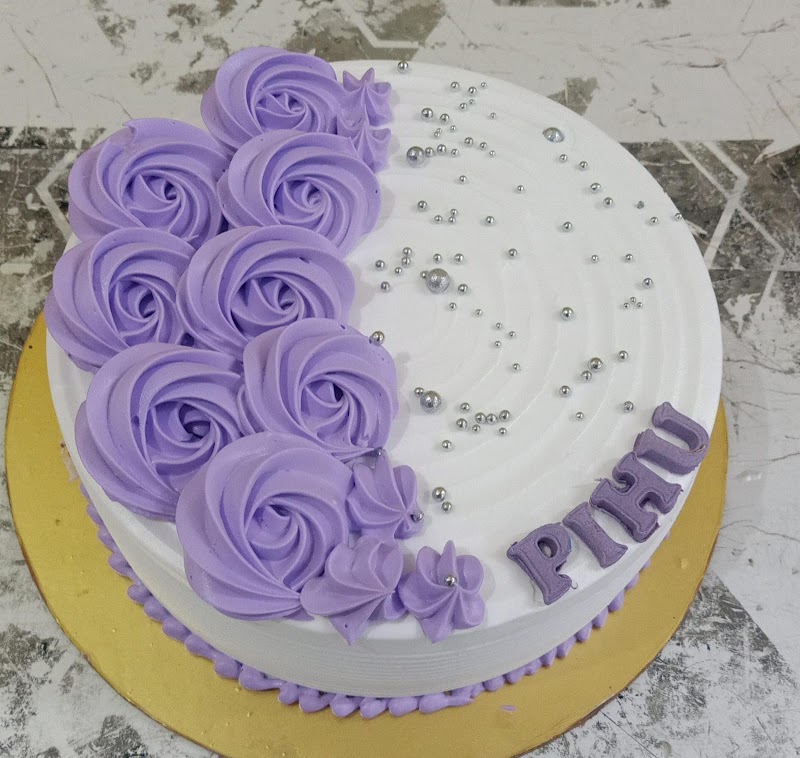 UTOPIA CAKE AWANTI BAI CHOWK - UTOPIA CAKE AWANTI BAI CHOWK, Awanti Bai Chowk, Kurud Rd, near UJJWAL BHAVAN, Kohka, Bhilai, Chhattisgarh 490023, India