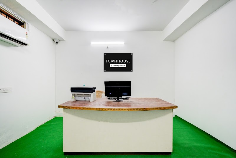 Super Townhouse by OYO - Super Townhouse by OYO, House Number 8, 5-255/66, near Nagarjuna Sagar Ring Road, Defence Colony, Rajiv Shetti Nagar, Kharmanghat, Hyderabad, Telangana 500097, India