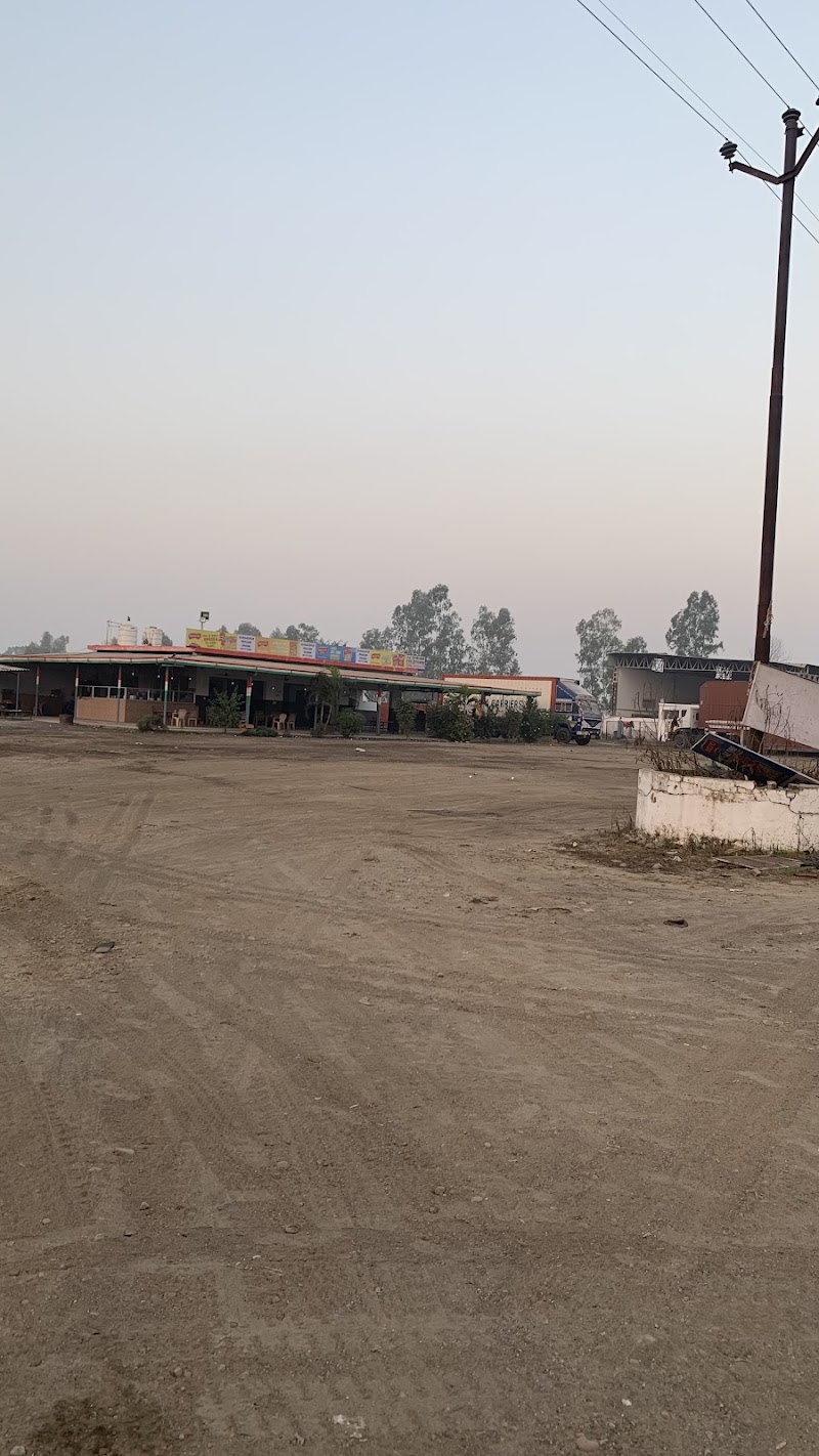 GURDASPURIYAN DA SHUDH SHAKAHARI DHABA-NAMDHARI GROUP