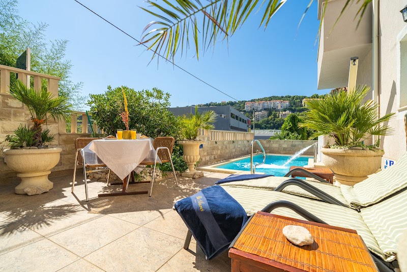 Apartments Villa Aura - Apartments Villa Aura Ul. Silvija Strahimira Kranjčevića 3a, 20000, Dubrovnik, Croatia