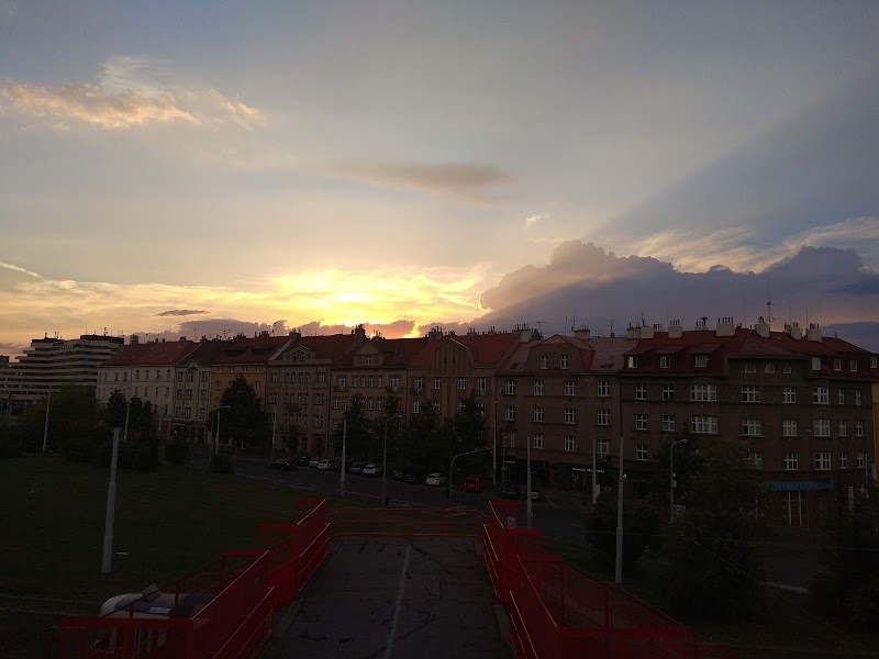 Žabka - Žabka Myslbekova 128/1, 169 00 Praha 6-Střešovice, Czechia