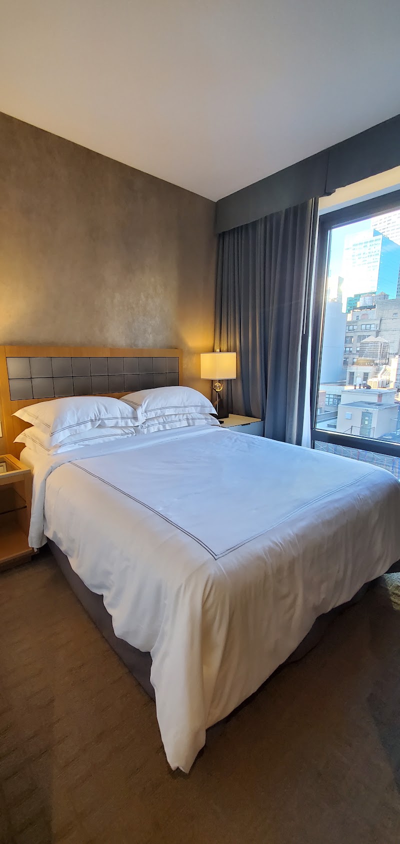 Executive Hotel Le Soleil New York - Executive Hotel Le Soleil New York 38 W 36th St., New York, NY 10018, USA