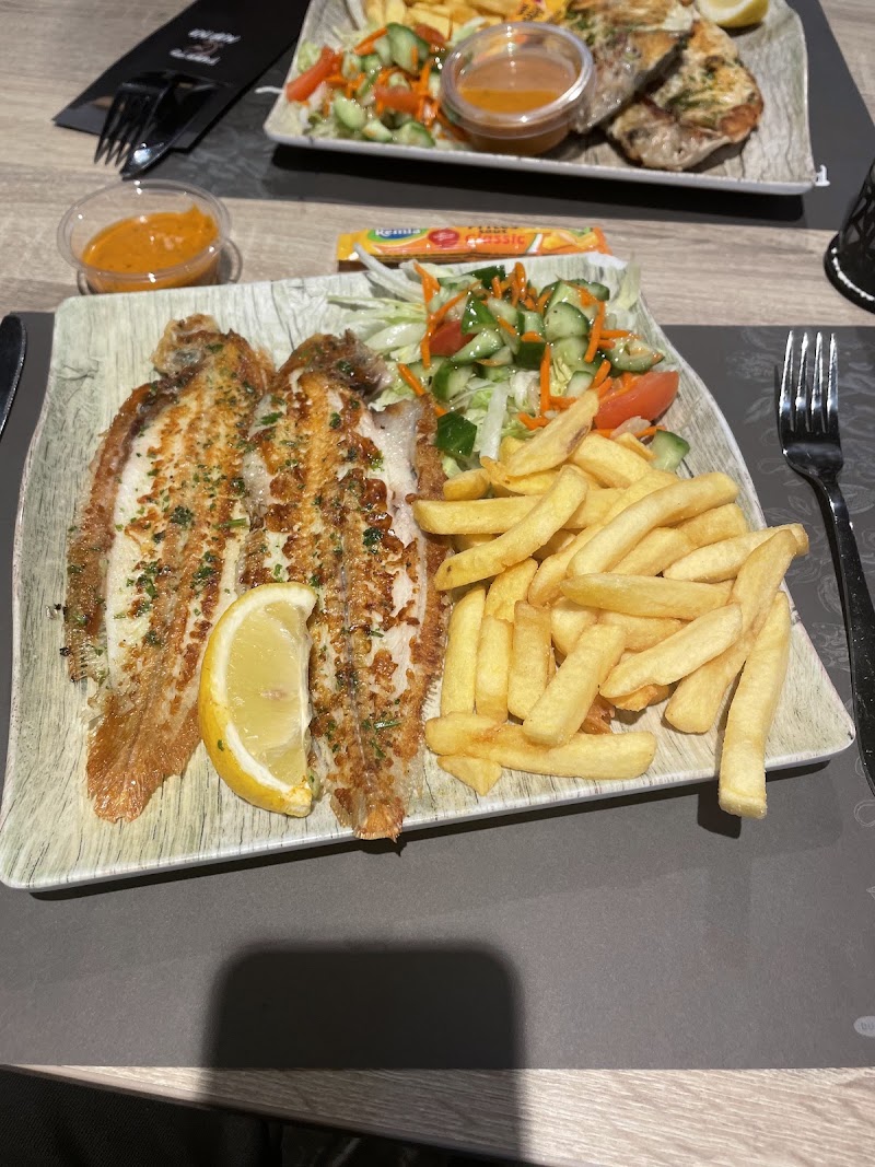 Mondial Fish - Mondial Fish, Nieuwe Binnenweg 1, 3014 GA Rotterdam, Netherlands