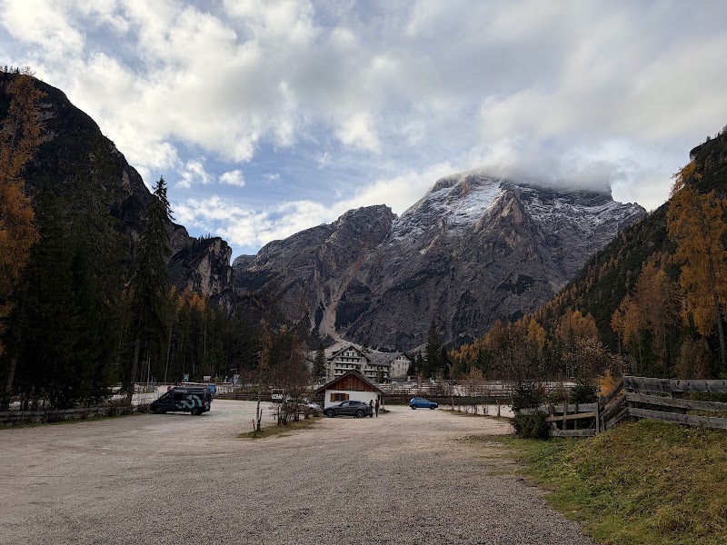 P3 - Parcheggio Lago di Braies - P3 - Parcheggio Lago di Braies, Unnamed Road, 39030, 39030 Braies BZ, Italy