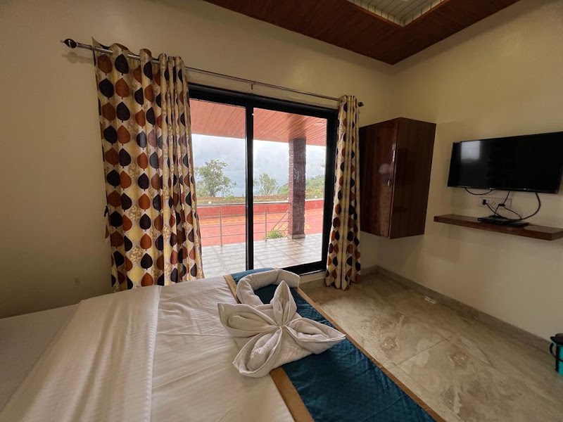 Prime Lake Retreat Resort,Mahabaleshwar - Prime Lake Retreat Resort,Mahabaleshwar Besides, Mapro Garden, near Prime Hotel & Stay, Gureghar, Mahabaleshwar, Maharashtra 412805, India