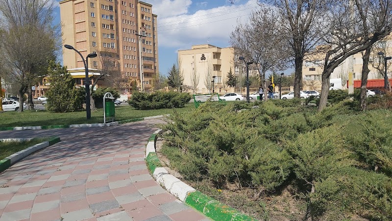 Police square - Police square, Ardabil, استان اردبیل، اردبیل، بزرگراه میلاد،، 679W+J3M, Iran
