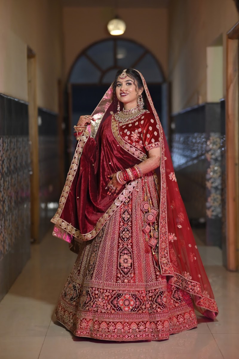 AS makerovers beauty salon & academy - AS makerovers beauty salon & academy Sadar Bazar, Raipur, Chhattisgarh 492001, India