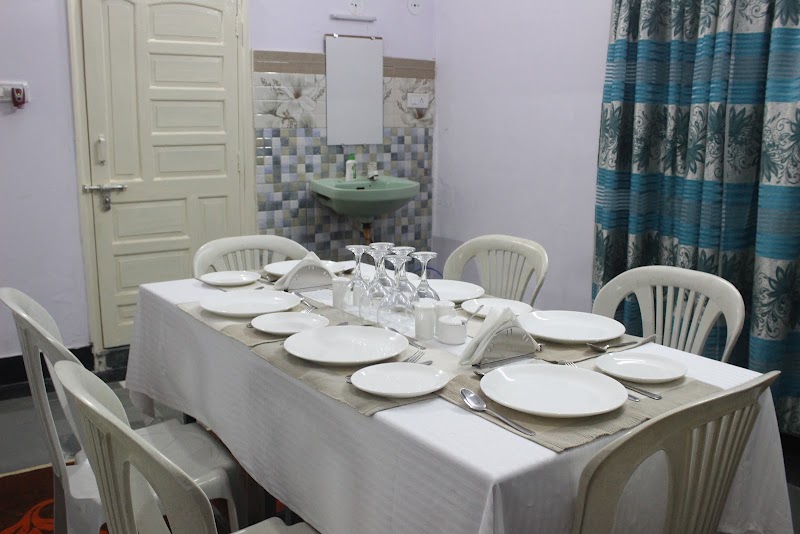 Tejas Home Stay - HomeStay In Udaipur - Tejas Home Stay - HomeStay In Udaipur V-1 Rd, behind Bohra Ganesh Temple, Vrindavan Nagar, Udaipur, Rajasthan 313001, India