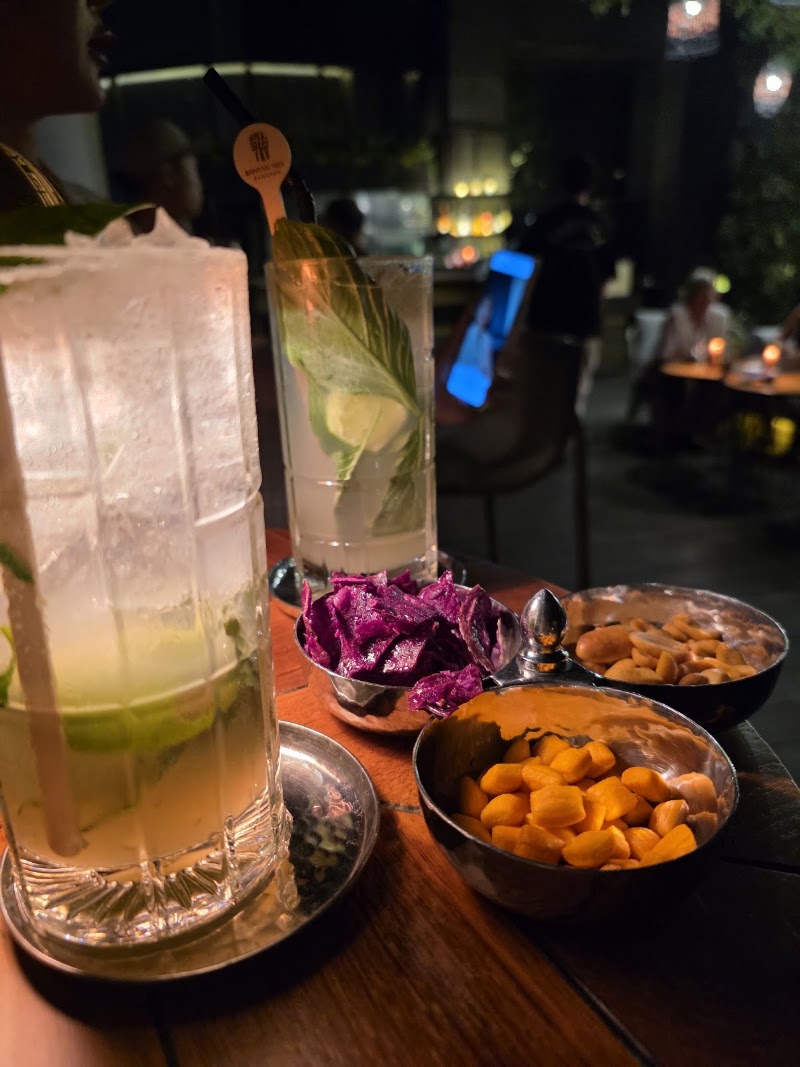 Saffron Sky Garden - Saffron Sky Garden, 52nd floor, Banyan Tree Bangkok, 21/100 S Sathon Rd, Khwaeng Thung Maha Mek, Khet Sathon, Krung Thep Maha Nakhon 10120, Thailand