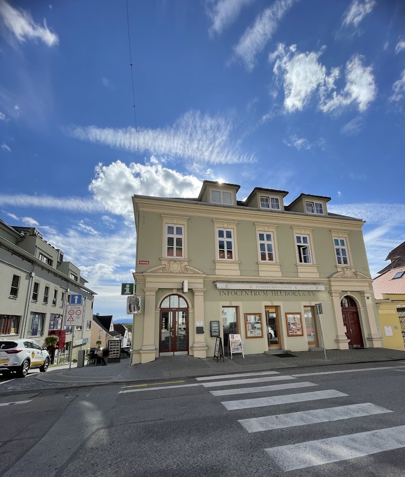 Infocentrum Hluboká - Infocentrum Hluboká, Zborovská 80/80, 373 41 Hluboká nad Vltavou, Czechia