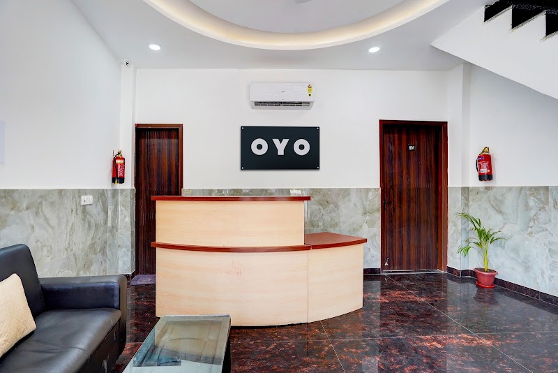 Hotel O Stars Hotel - Hotel O Stars Hotel plot no-101JJ Colony, Rajat Vihar, Block B, Sector -52, Sector 62, Noida, Uttar Pradesh 201020, India