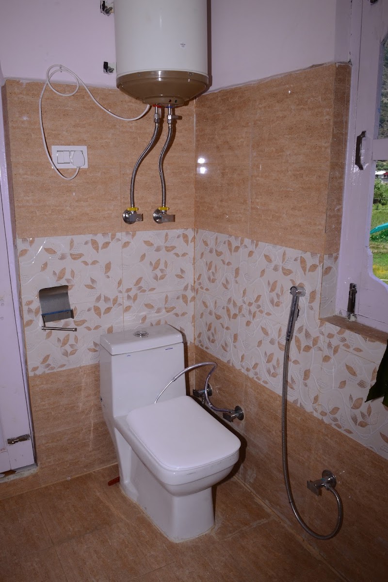 HIRA HILL VIEW GUEST HOUSE BHADERWAH - HIRA HILL VIEW GUEST HOUSE BHADERWAH, HIRA HILL VIEW GUEST HOUSE, opposite NEW BUS STAND, Bhaderwah, Forest Block, 182222