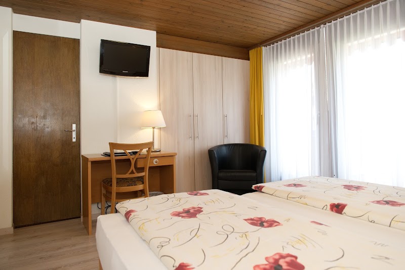 Hotel Rössli Interlaken - Hotel Rössli Interlaken Hauptstrasse 10, 3800 Unterseen, Switzerland