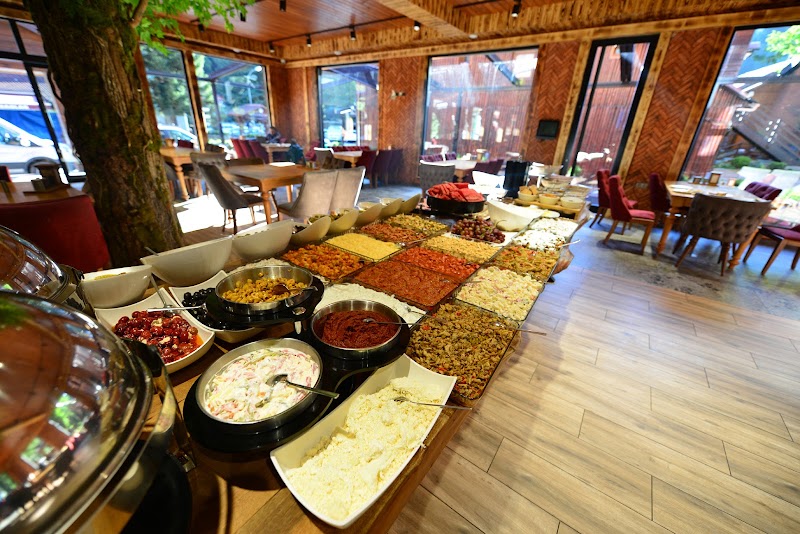 Inanlar Hotel - Inanlar Hotel, Uzungöl, Fatih Cd. No:36, 61960 Çaykara/Trabzon, Türkiye