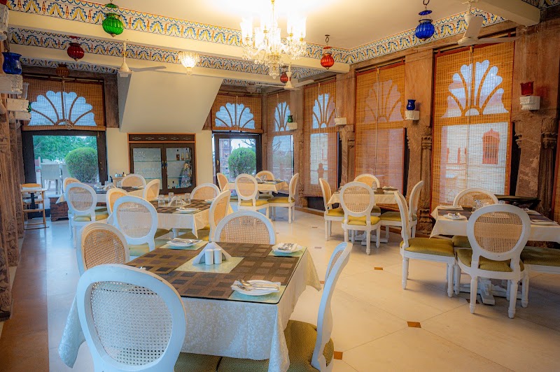Indique Restaurant & Bar - Indique Restaurant & Bar Pal Haveli, near Clock Tower Road, Pal Haveli, Ghantaghar, Gulab Sagar, Jodhpur, Rajasthan 342001, India