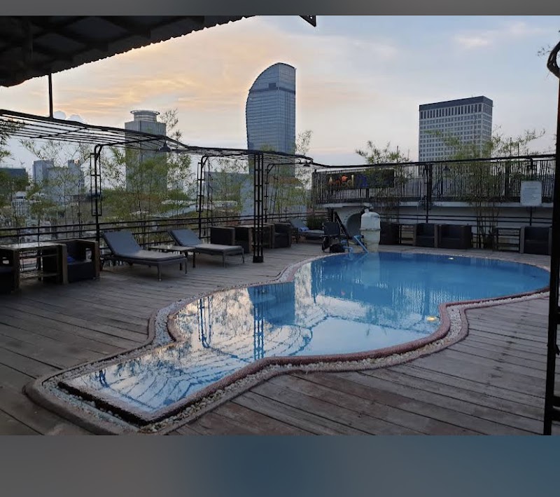 Le Hotel Hotel Phnom Penh - Le Hotel Hotel Phnom Penh, Khemarak Phoumin Ave, : 120201, & corner of st (49, Phnom Penh 120201, Cambodia