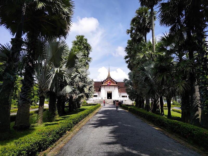 Haw Phra Bang - Haw Phra Bang, V4RP+MHC, Sisavangvong Road, Luang Prabang, Laos