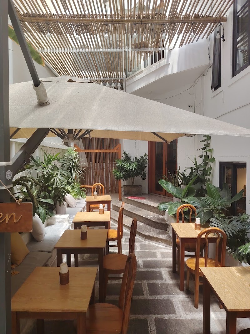 IVEGAN SUPERSHOP - IVEGAN SUPERSHOP Lô 31 An Thượng 4, Ngũ Hành Sơn, Đà Nẵng 550000, Vietnam