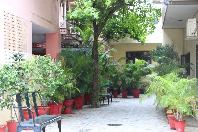 Vinayak Guest House - Vinayak Guest House Plot No, 4, Kabir Marg, behind shops, Sen Colony, Bani Park, Jaipur, Rajasthan 302006, India