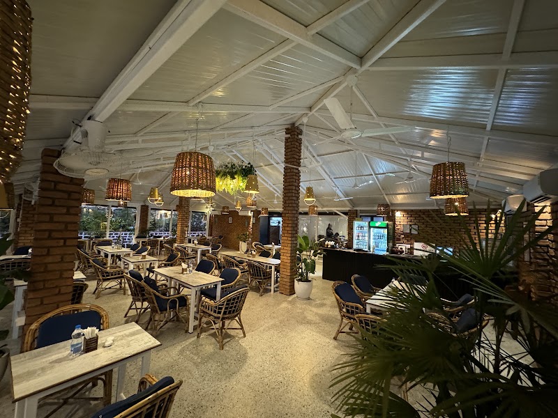 Mikey's Place Bar & Restaurant