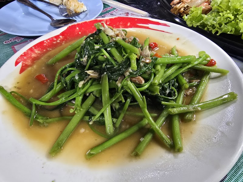 ไฟเขียวเยาวราช Fikeaw Yaowarat - ไฟเขียวเยาวราช Fikeaw Yaowarat Soi Yaowarat 11, Khwaeng Chakkrawat, Khet Samphanthawong, Krung Thep Maha Nakhon 10100, Thailand