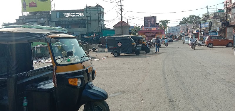 Burla Bus Stand - Burla Bus Stand, FVWJ+VWX, Burla, Odisha 768017, India