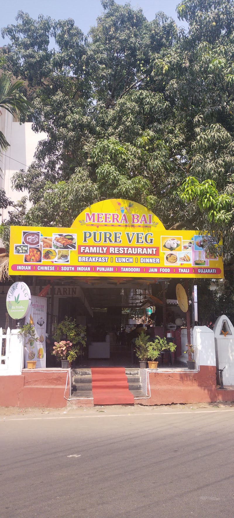 Meera Bai 100% Pure Veg Family Restaurant