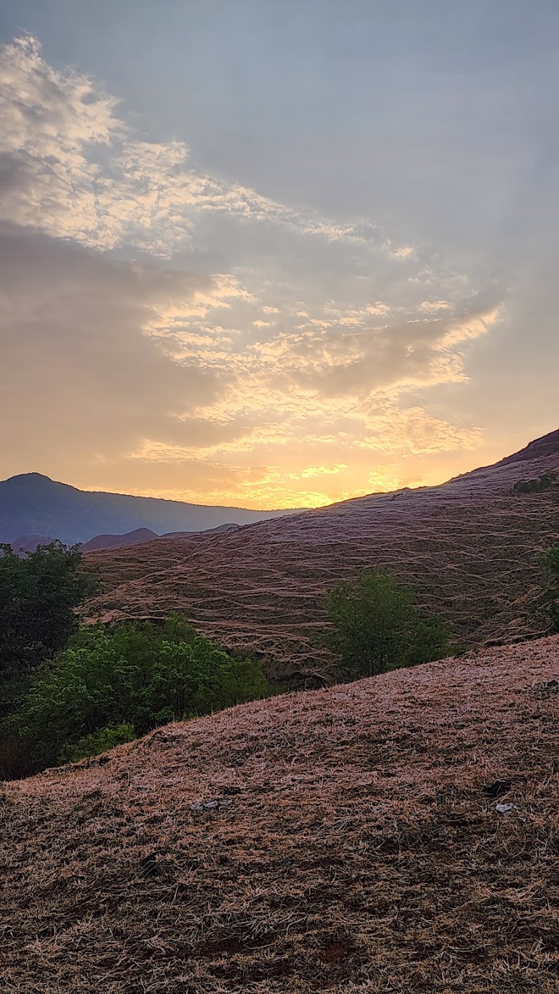 Dhom Dam View - Dhom Dam View, XQ8J+H3V, Wai, Asgaon, Maharashtra 412803, India