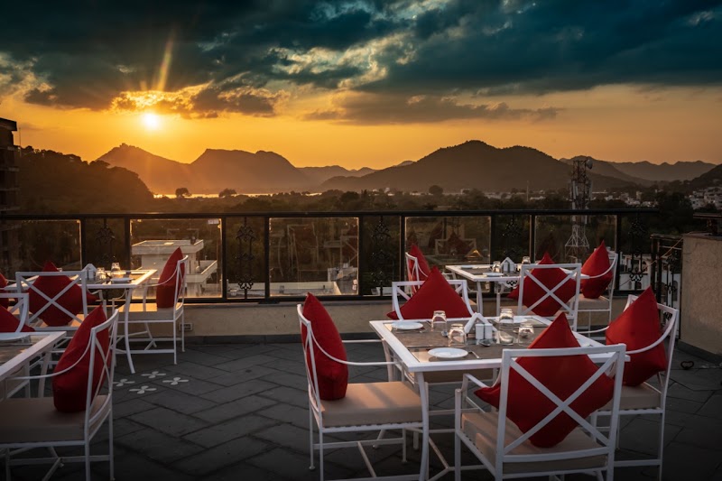 Karma Seven Lakes, Udaipur - Karma Seven Lakes, Udaipur and Saheliyon-Ki-Bari, 2-B, Sukhadia Cir, New Fatehpura, Panchwati, Udaipur, Rajasthan 313004, India
