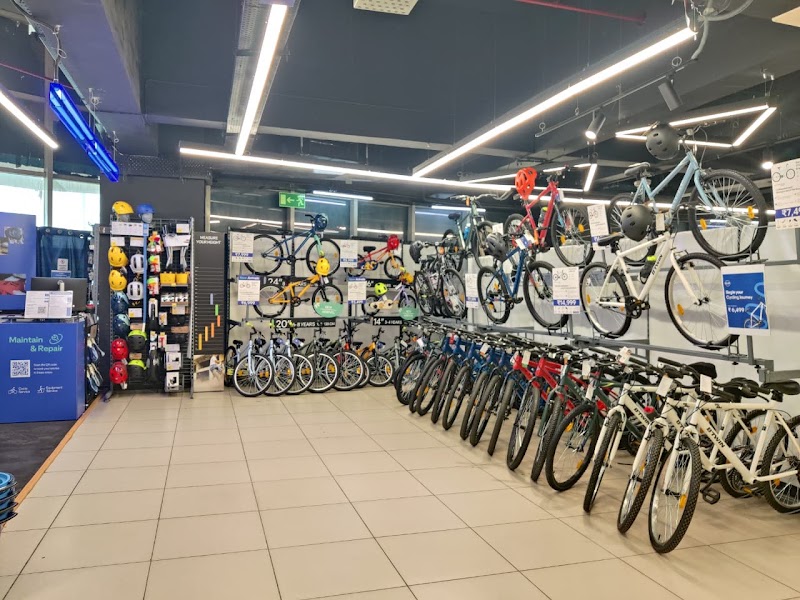 Decathlon Sports - Huda City Center - Decathlon Sports - Huda City Center 1st Floor, Metro Station Huda City Centre, Metropark Milleninum City Centre, Sector 29, Gurugram, Haryana 122009, India