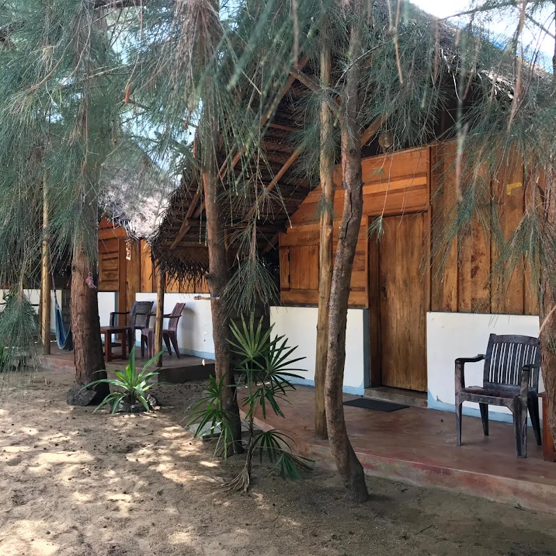 Sand Dune Beach Hotel - Sand Dune Beach Hotel Al azban, school Rd, Arugam Bay 32500, Sri Lanka