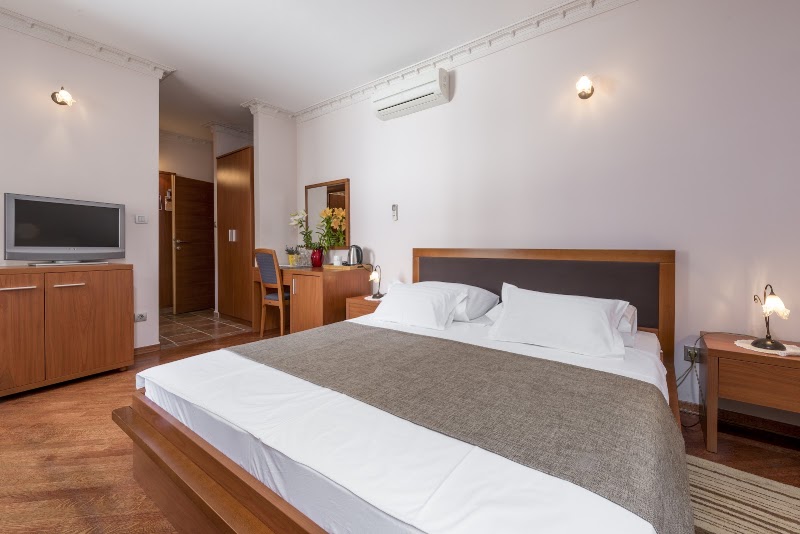 Villa Nora Hotel - Villa Nora Hotel, Petra Hektorovića 3, 21450, Hvar, Croatia