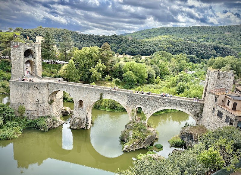 Mirador de Besalú - Mirador de Besalú Carrer de Rocafort, 41, 17850 Besalú, Girona, Spain