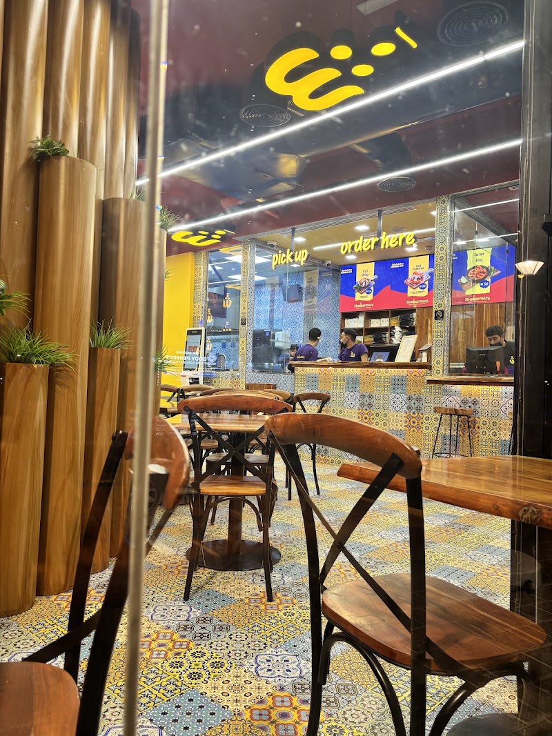 Shawarmary - شاورمري Marina Walk - Shawarmary - شاورمري Marina Walk Marina View Tower - Marsa Village - Dubai Marina ـ Shop 3 - مرسى دبي - دبي مارينا - دبي - United Arab Emirates