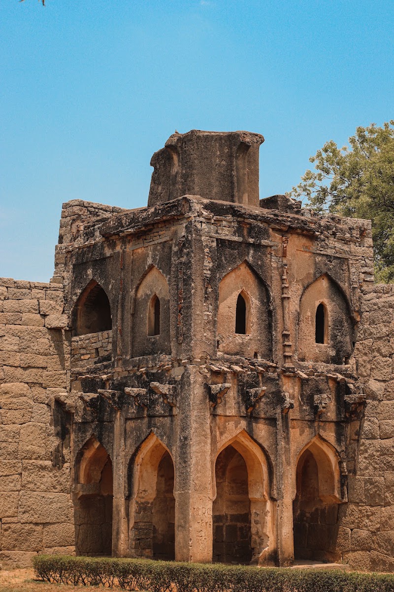 Zenana Enclosure - Zenana Enclosure, 8FCC+88X, Hampi, Kamalapura, Karnataka 583221, India