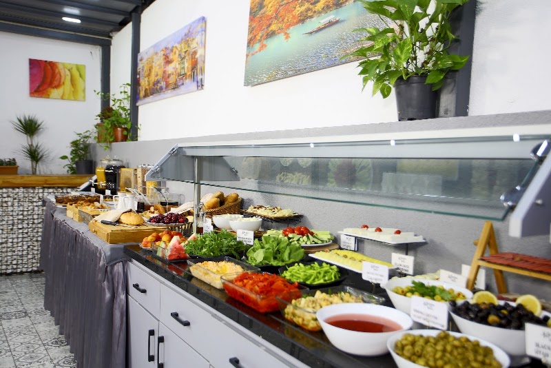 Almina inn Hotel - Almina inn Hotel, Saraç İshak mah. Mithatpaşa cad, Beyazıt, Mollabey Sk. no:12/1 34126, 34126 Fatih/İstanbul, Türkiye
