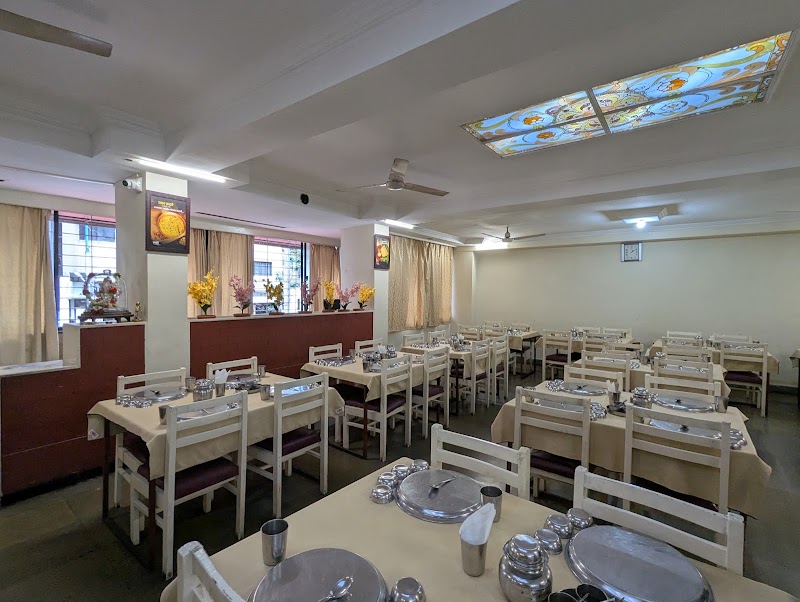 Rasoi Dining Hall - Rasoi Dining Hall Lakshmi - Madhaw Apartments, 324, Namdeo Raut Path, Shaniwar Peth, Pune, Maharashtra 411030, India
