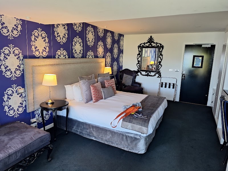 Black Swan Lakeside Boutique Hotel - Black Swan Lakeside Boutique Hotel 171 Kawaha Point Road, Kawaha Point, Rotorua 3010, New Zealand
