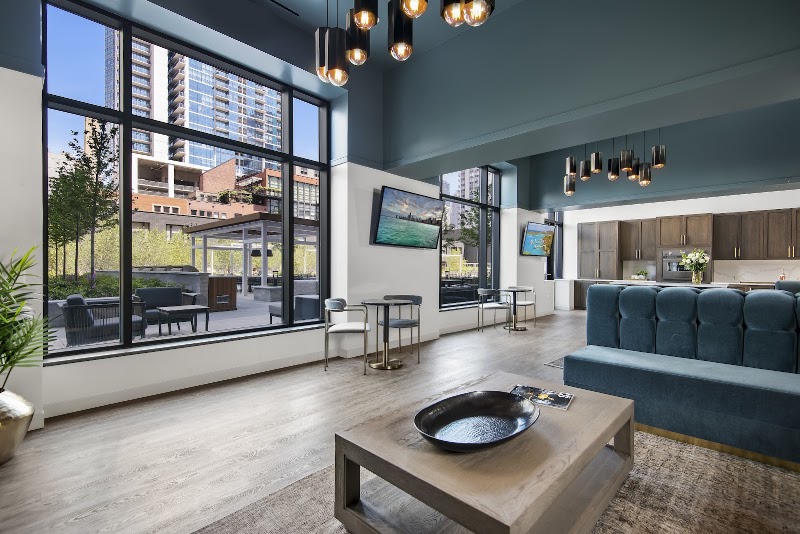 River North Park Apartments - River North Park Apartments, 320 W Illinois St, Chicago, IL 60654, USA