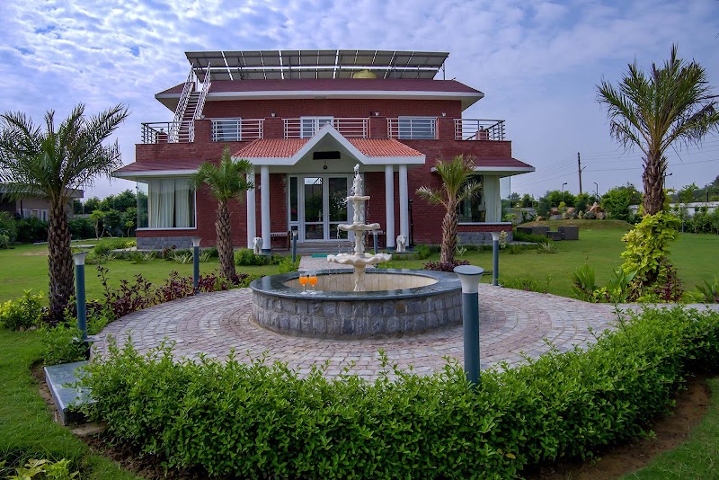 StayVista at Hillside Paradise 4BHK Lavish house in Delhi